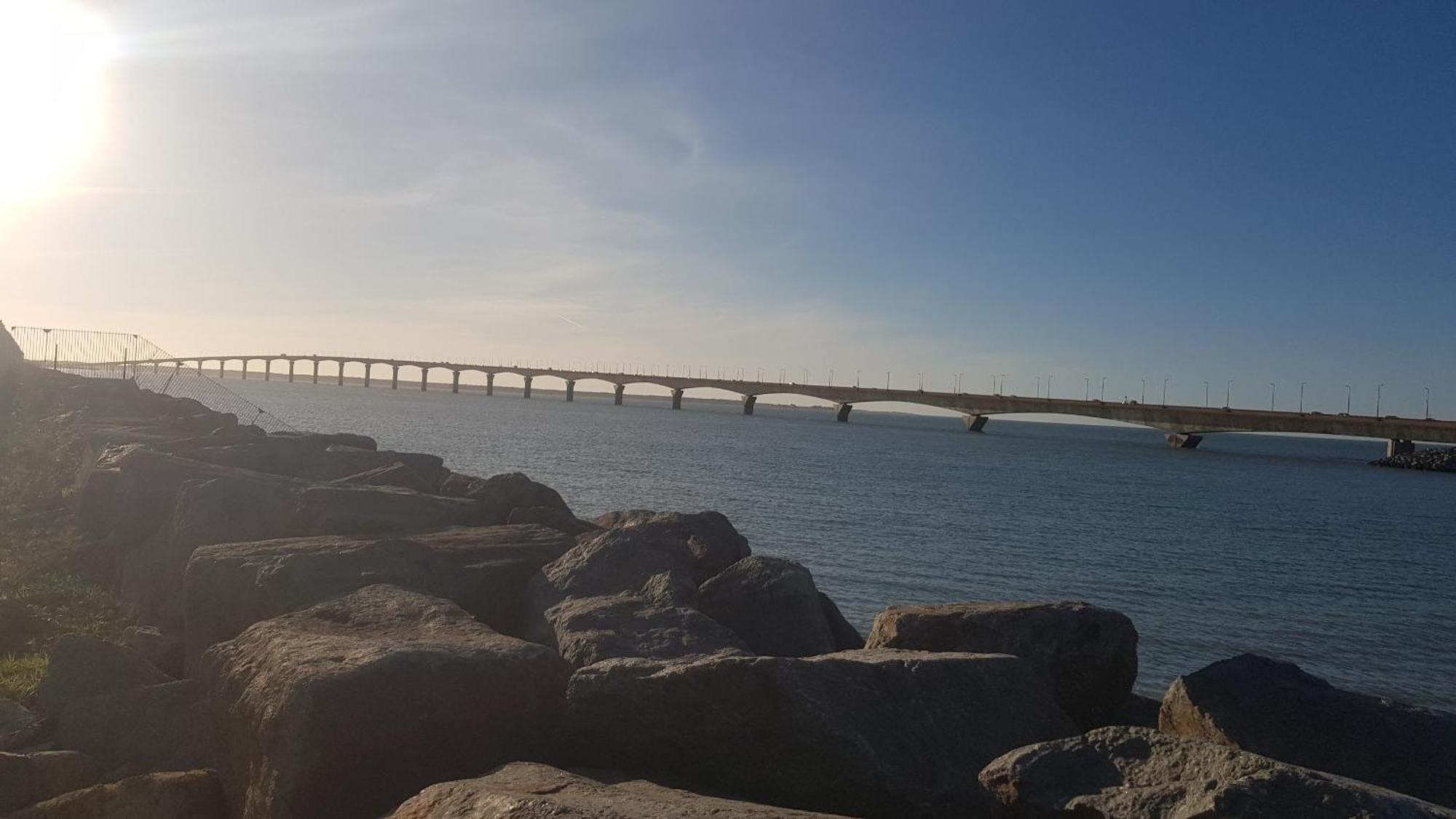 Chaleureux T2 30 M2 Et Sa Terrasse Bois 18 M2 Appartement La Rochelle  Buitenkant foto