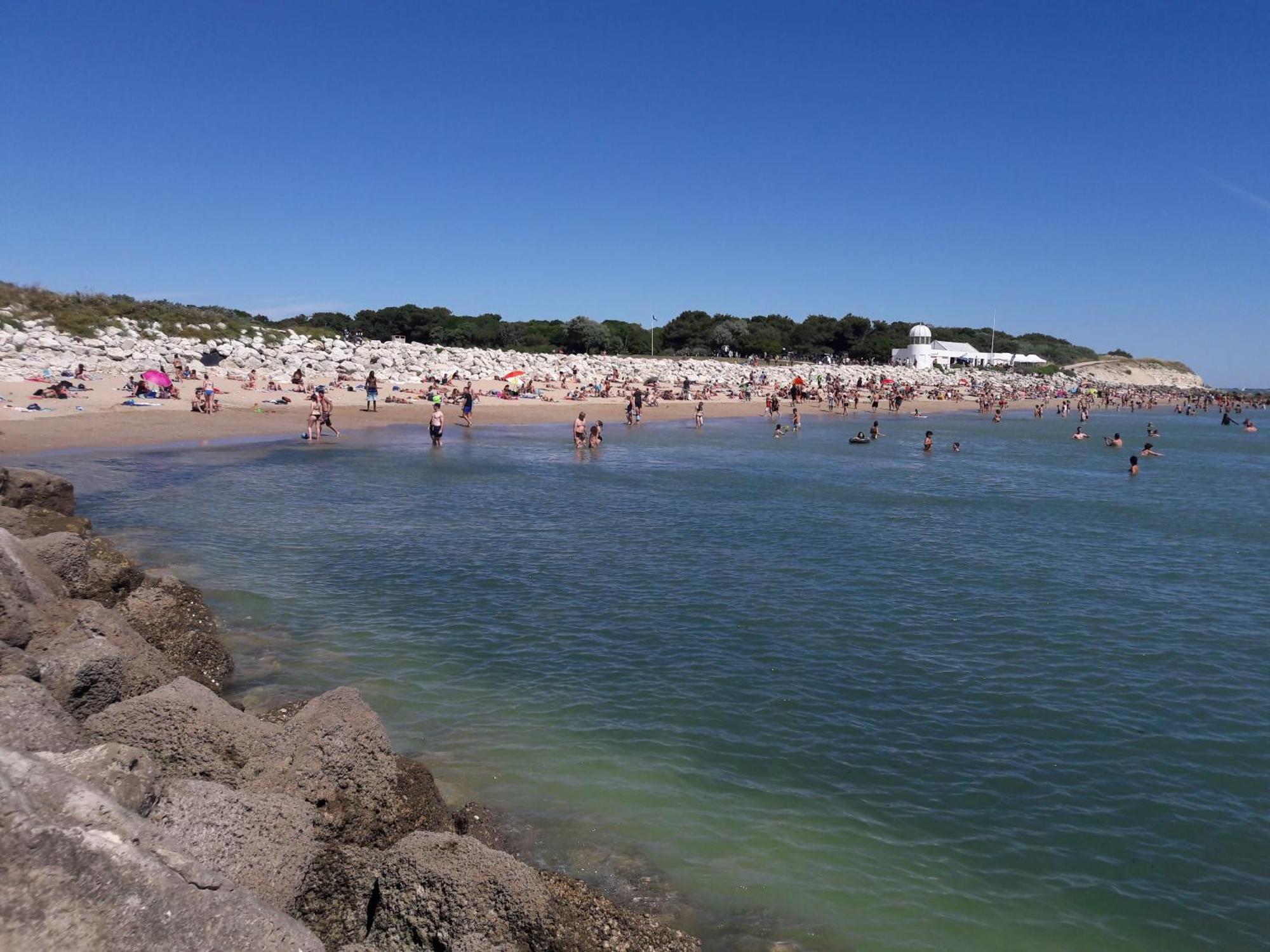 Chaleureux T2 30 M2 Et Sa Terrasse Bois 18 M2 Appartement La Rochelle  Buitenkant foto